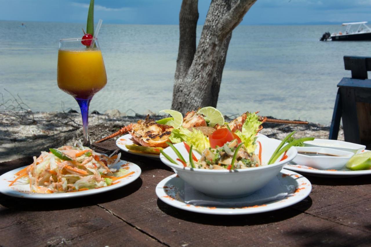 Isla Luna Beach Baru Exterior photo