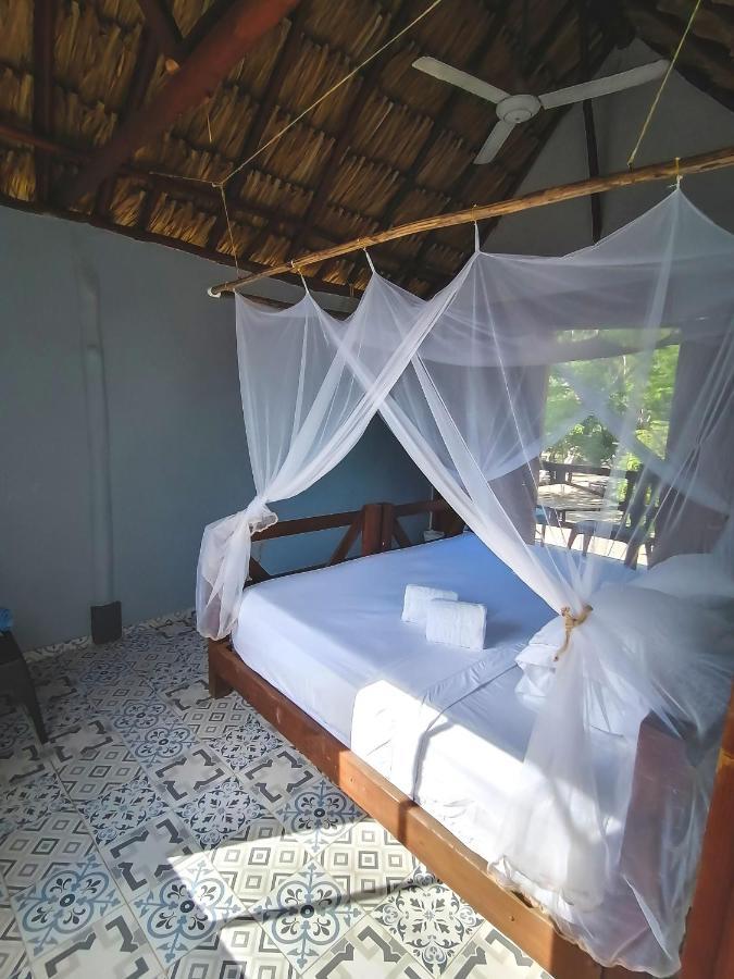 Isla Luna Beach Baru Exterior photo