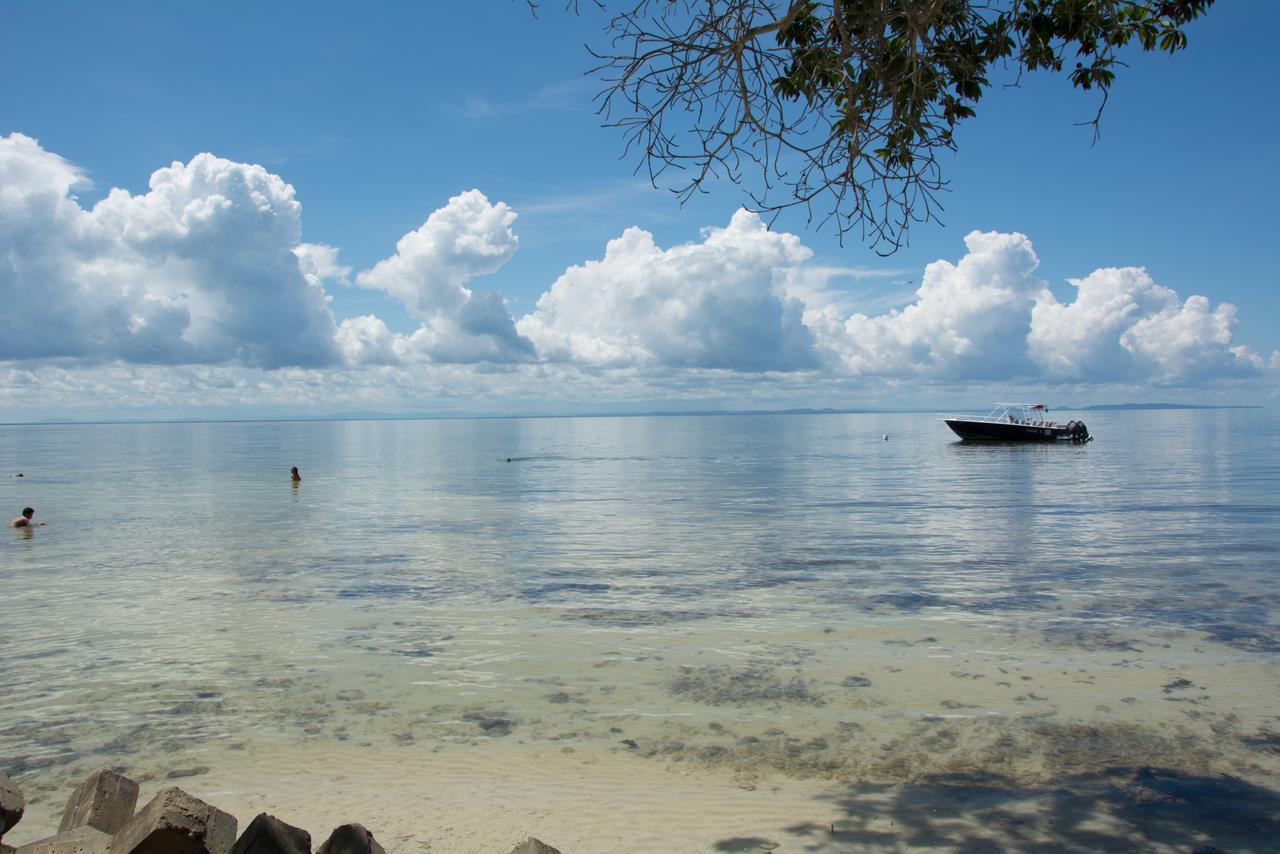 Isla Luna Beach Baru Exterior photo