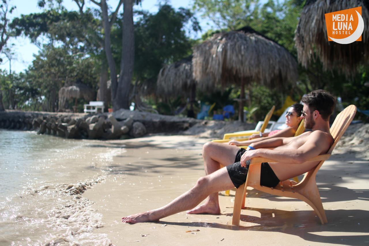 Isla Luna Beach Baru Exterior photo